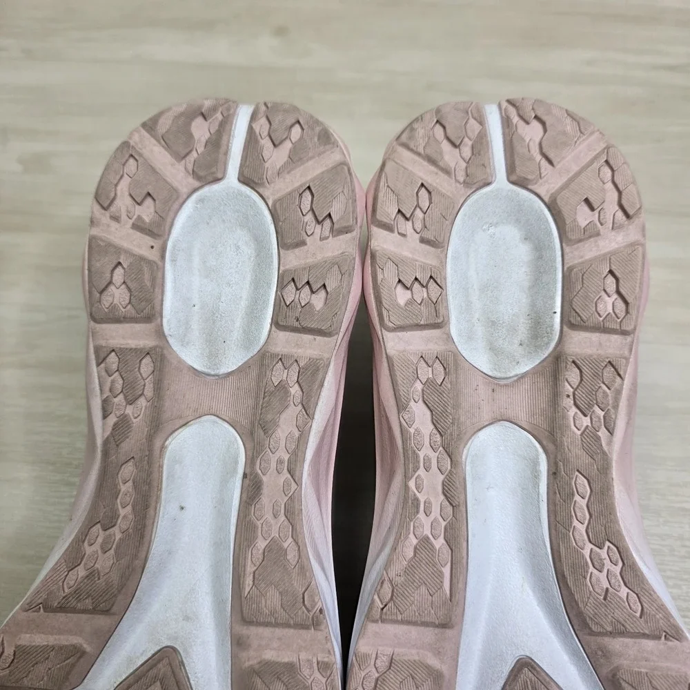 Asics FF Dynablast White Ginger Peach Running Shoes 1012A944 Women's Size 12‎
